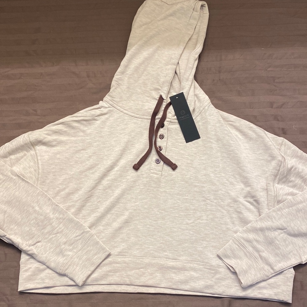 Mono B cropped hoodie